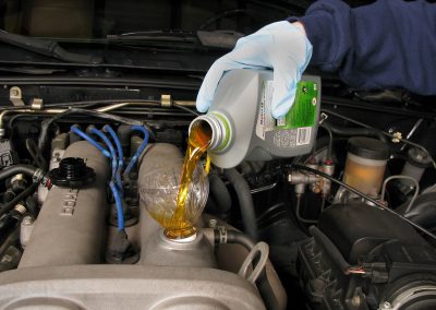 an image of Toronto truck oil change