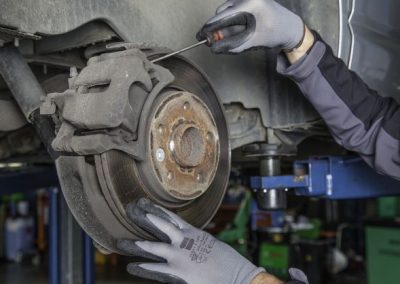 this is a picture of Toronto truck brake service